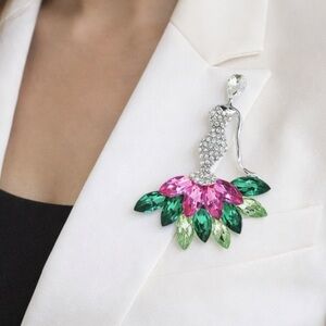 Mermaid Sparkling Diamonds Brooch Beautiful Pink & Green Rhinestones Lapel Pin